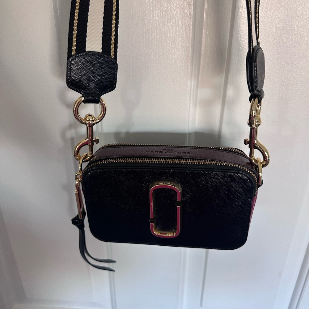 Marc Jacobs Saffiano Leather Crossbody Bag